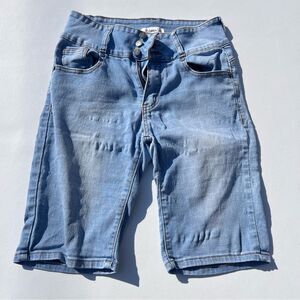 Stylish Blue Denim Women's Bermudas
